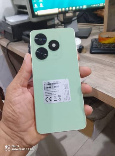 Tecno Spark Go 4+4 GB Ram , 64 GB ROM and 5000mAh battery mobile sale