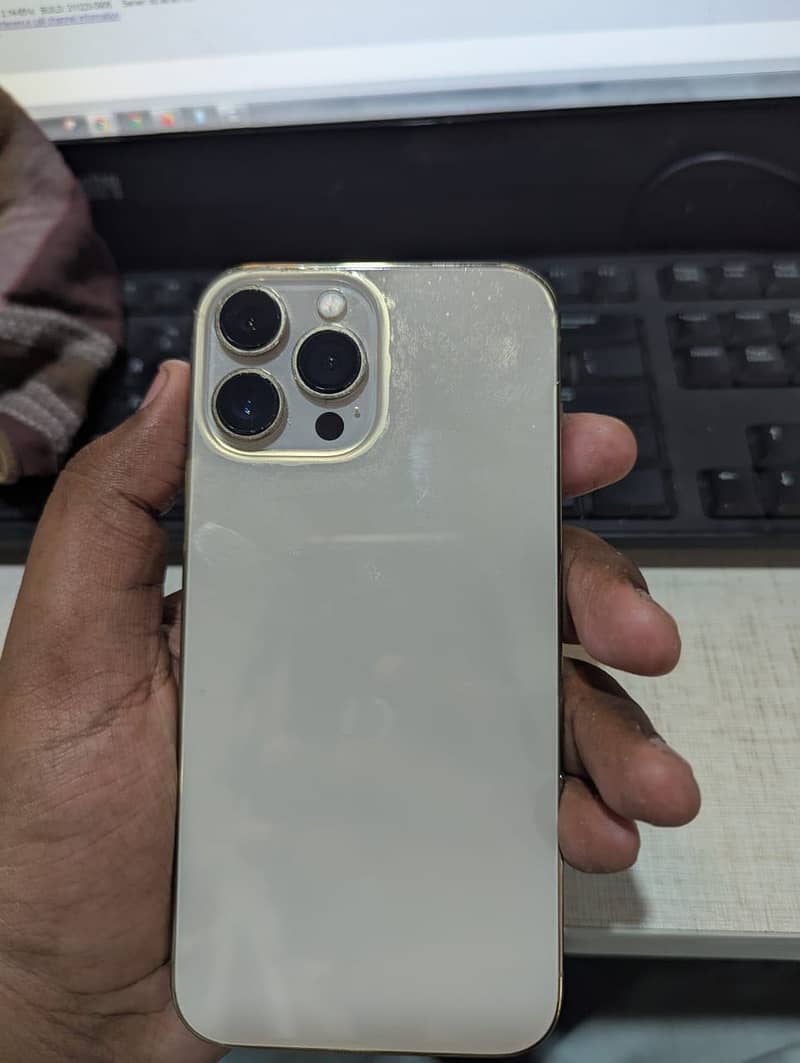 Iphone 13 pro Max 1