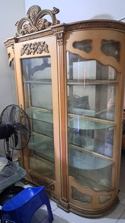 three pieces divider