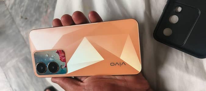 vivo y17s 4+4 128 Exchange possible