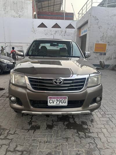 Toyota Hilux 2016 total genven