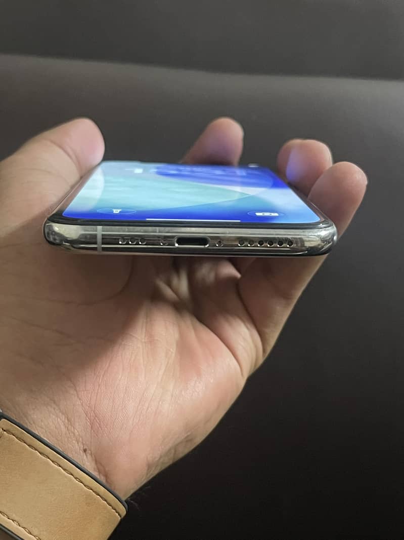 Iphone 11pro 9