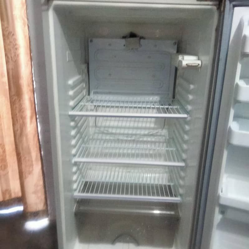 Dawlance  Model 9170 Medium size 1