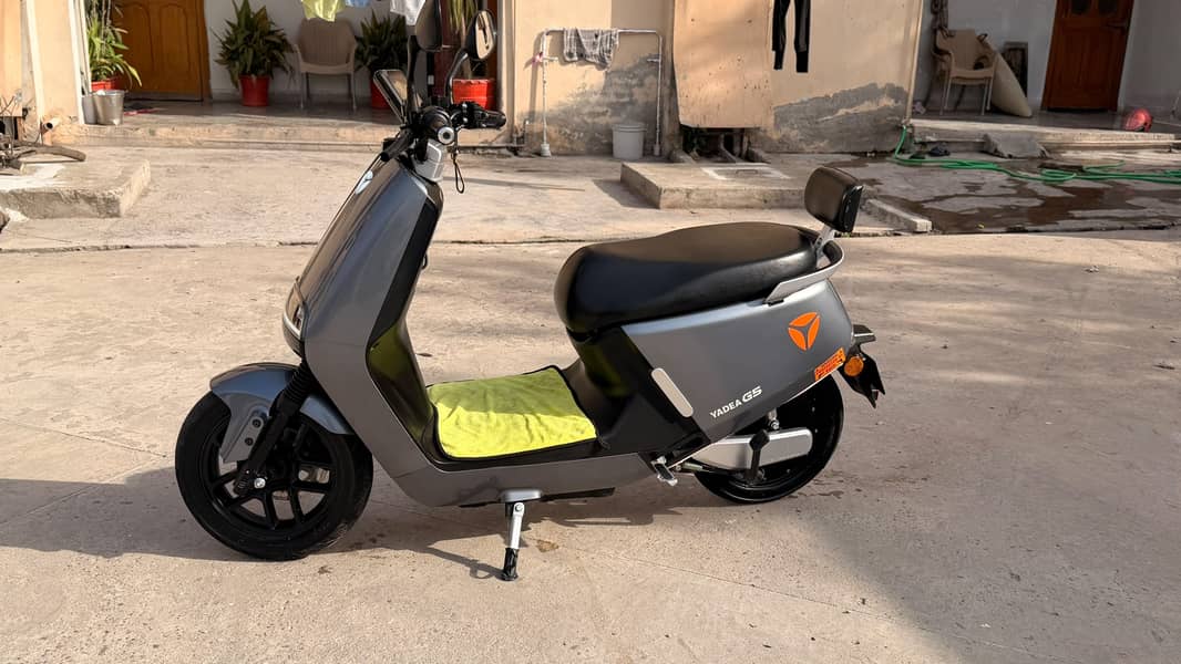 yadea G5 4