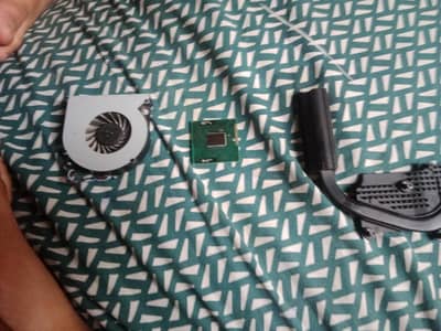 intel i3 gen 2 and heat sink and fan