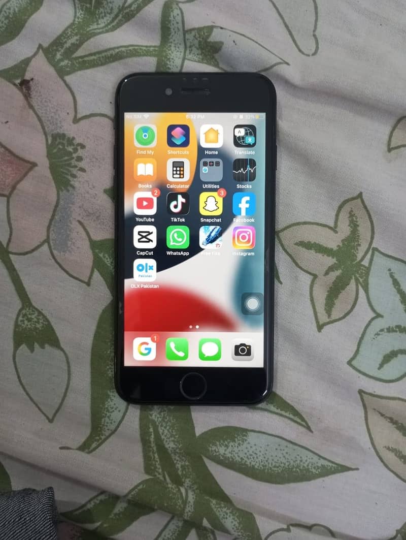 Apple iPhone 7 1
