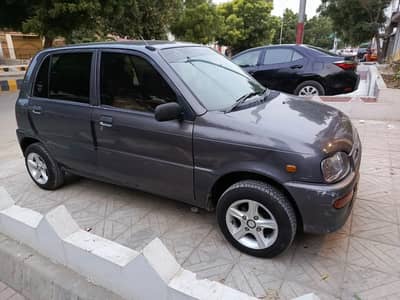 Daihatsu Cuore 2011