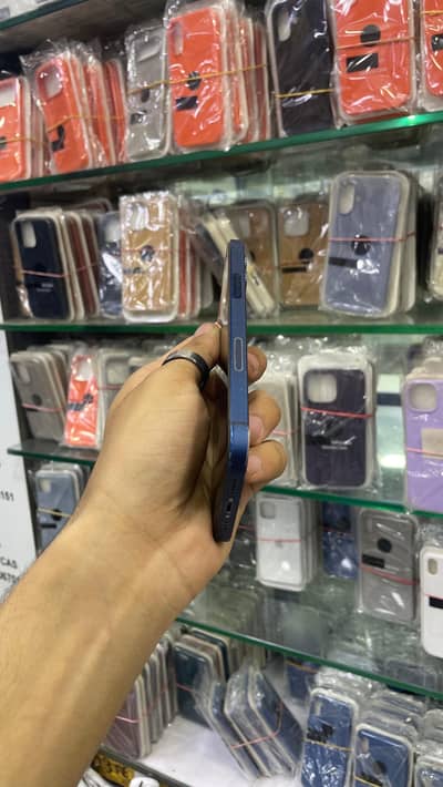 Apple iPhone 12