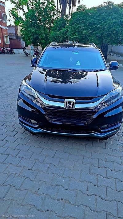 Honda Vezel 2016 Black/ Leather Seat/ Push Start/ Cruise Control