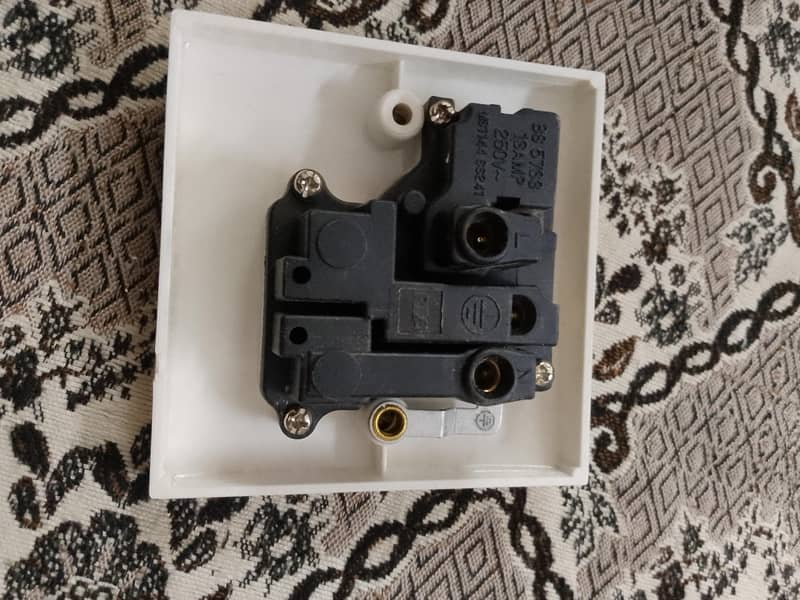 Electric Buttons 1