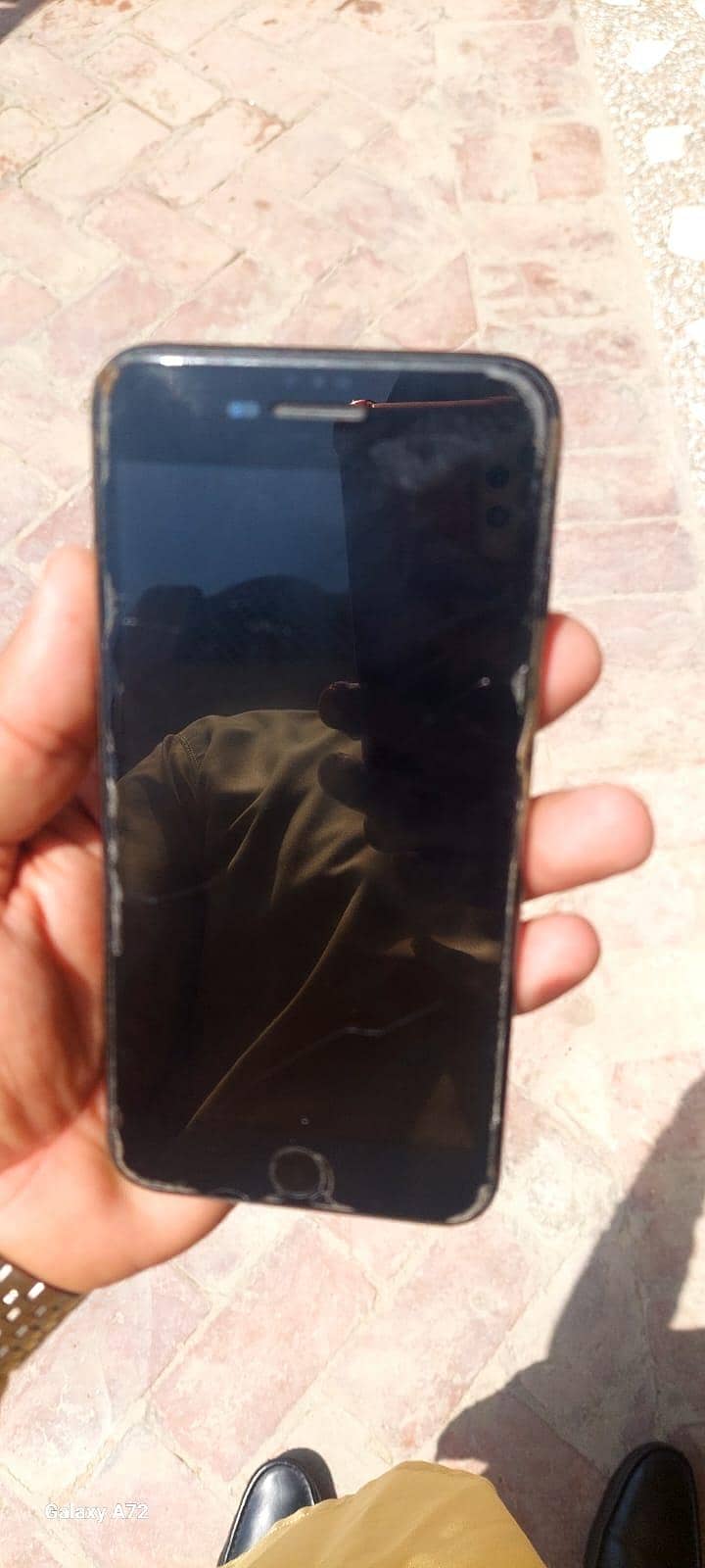 Apple iPhone 7 Plus 0