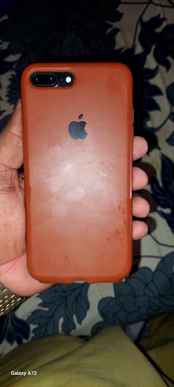 Apple iPhone 7 Plus 3