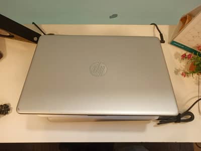 HP Laptop 15s-du3524TU