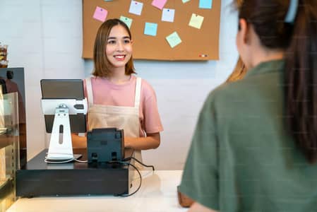 Female Cashier, Order Taker and Senior Pizza & Fast Food Chef Required
