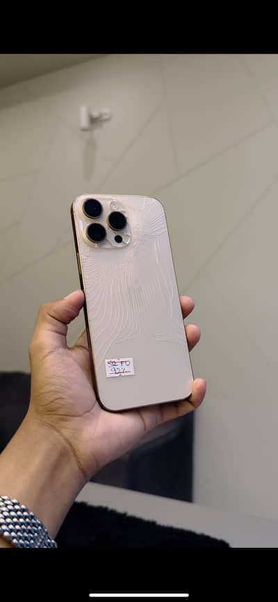 Apple iPhone 16 Pro Max