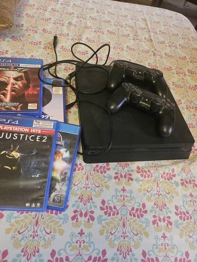 ps4 with controllers