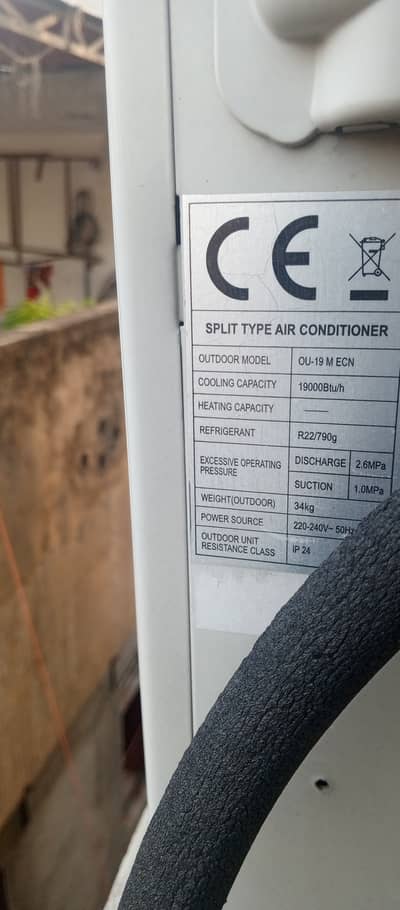 Orient A/c Non Inverter Good  Condition Genuine Gass install
