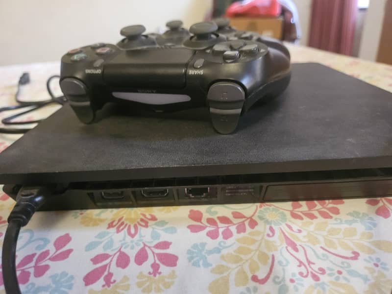 ps4 with controllers 2