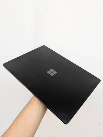 Surface Laptop 4 11th gen i5