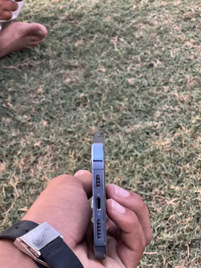 Iphone 13 pro max 2