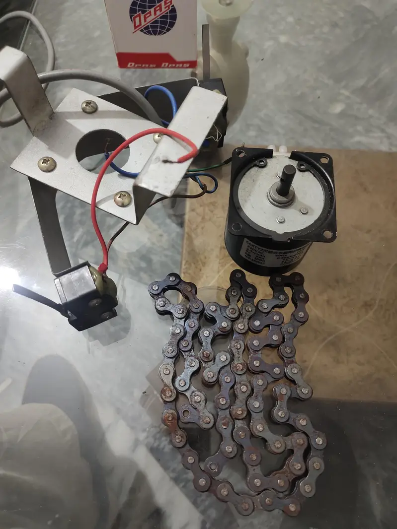 Iron Cage, incubator motor 8ncubatir Controller