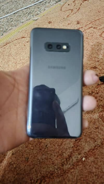Samsung Mobile S10e