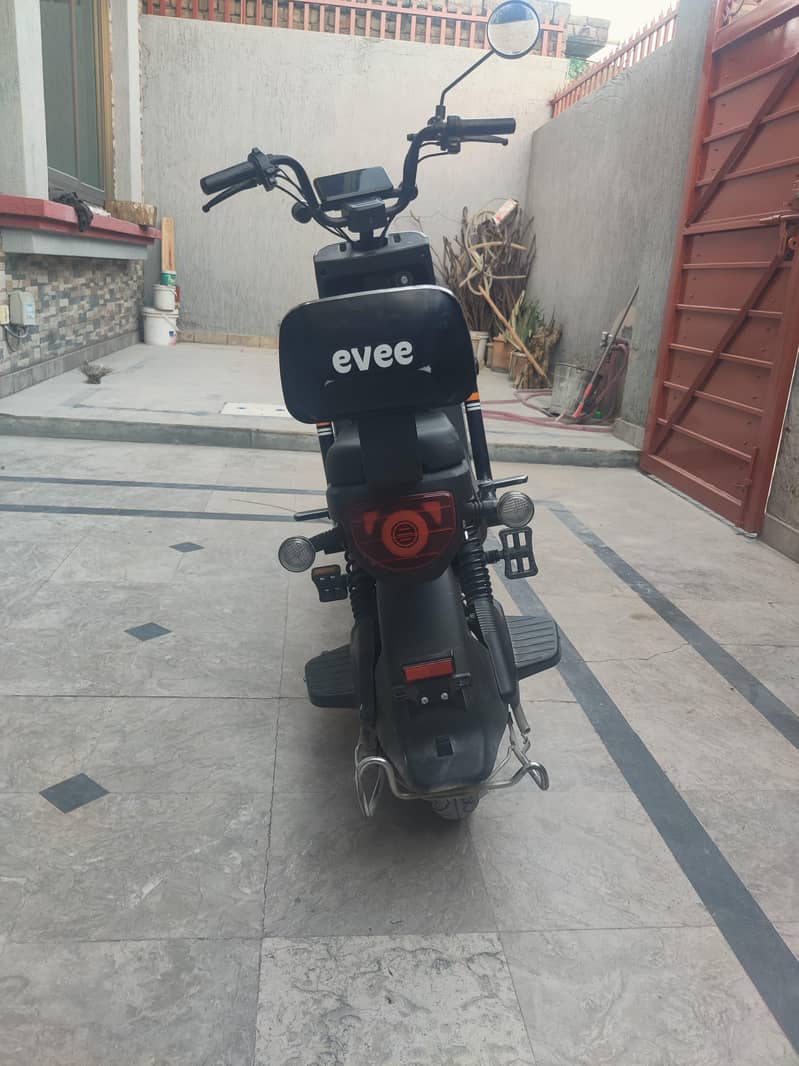 evee mito 4
