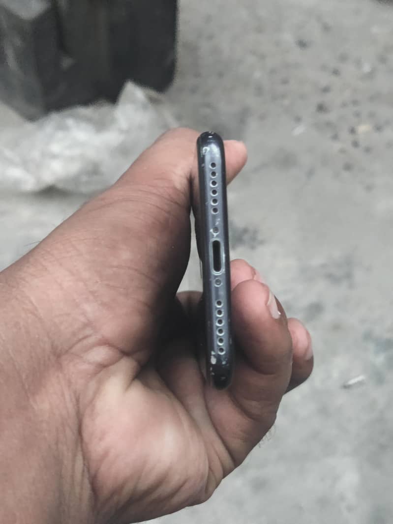 Apple iPhone 7 4