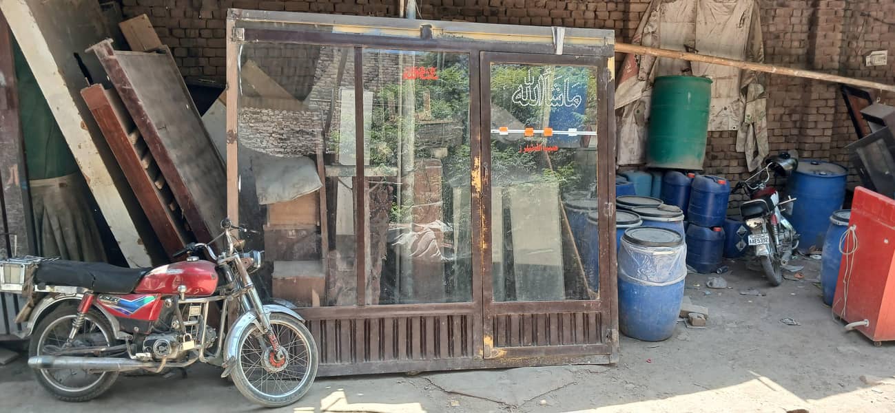 shope frame 1