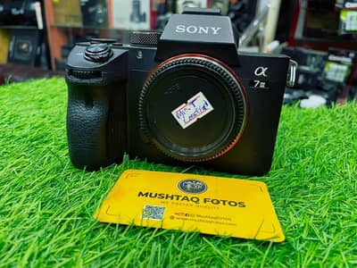 Sony A7iii Body (Mint Condition - Scratchless Camera)
