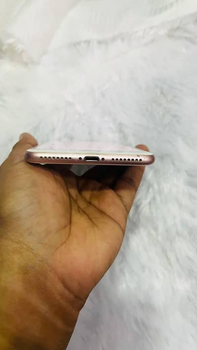 iphone 7 plus 128 GB  (no open no repair) (PTA approved) all ok