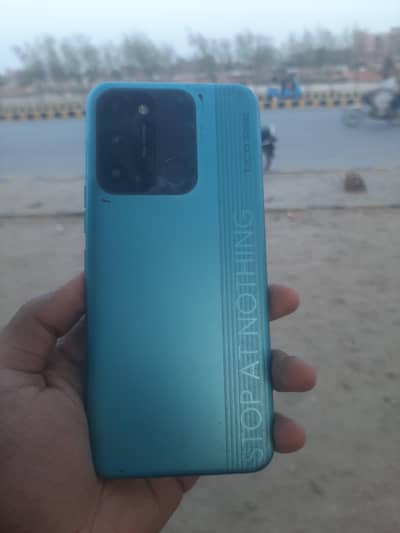 Tecno Spark 8C