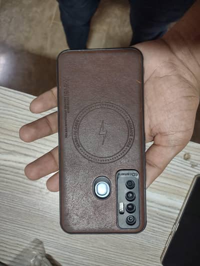 Tecno Camon 17 complete saman