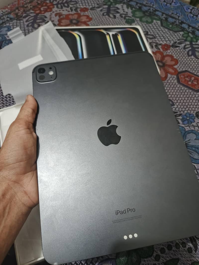 Ipad pro m4 1