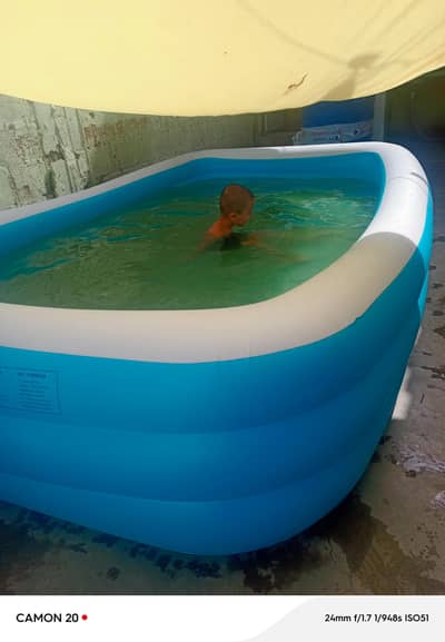 kid's swimming pool