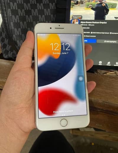 iphone 7 plus 128 GB  (no open no repair) (PTA approved) all ok
