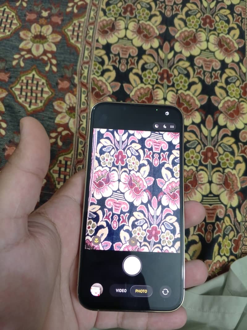 iPhone 13 Pro 4