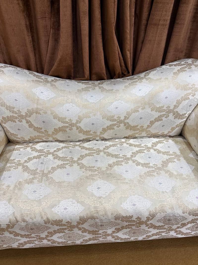 2 seater sofa 3