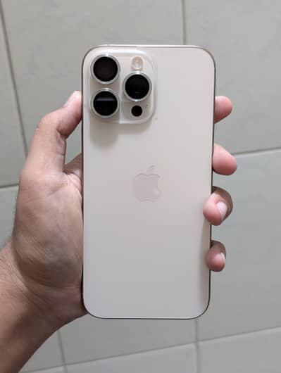 Apple iPhone 16 Pro Max