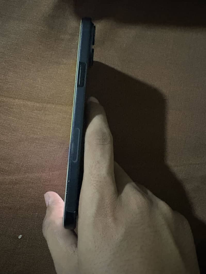 Apple iPhone 15 plus 2