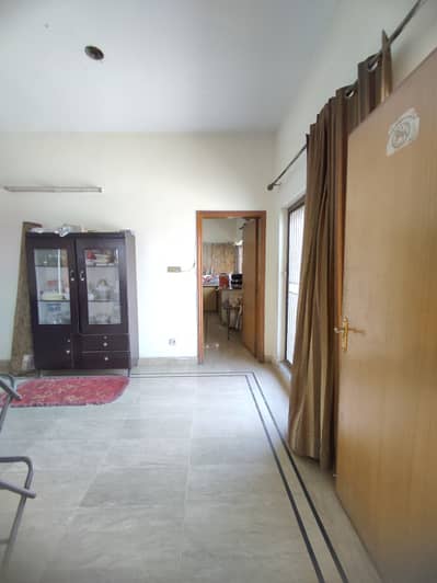 1 Kanal Beautiful Upper Portion Available For Rent On Top Location Of DHA Phase 4
