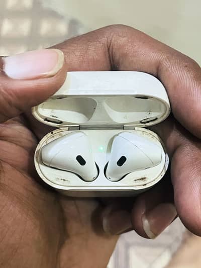 Apple Airbuds 2