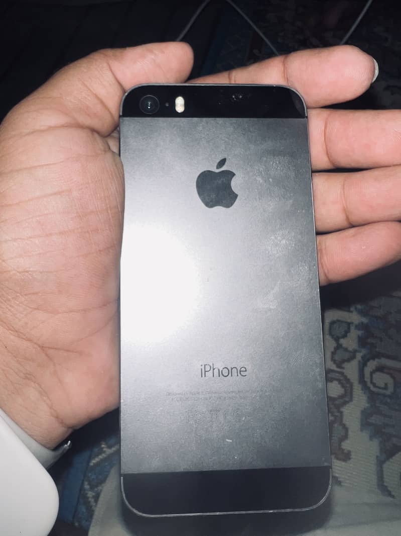 Apple iPhone 5s 2