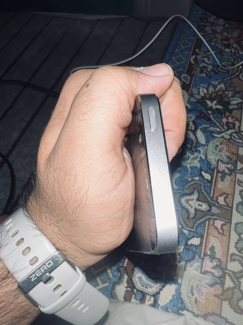 Apple iPhone 5s 4