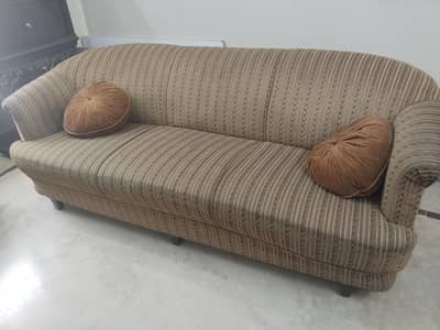 Sofa with chairs
