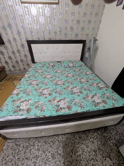 3 Beds for very urgent sale