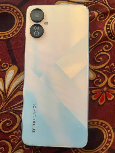 Tecno Camon 19