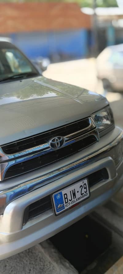 Toyota Surf 2001