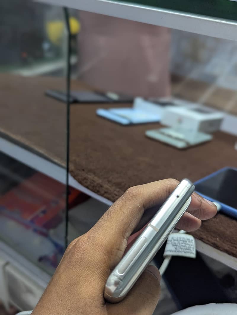 Google Pixel 7 Pro 4