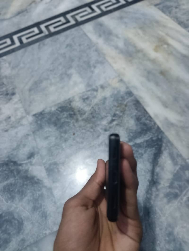 Google Pixel 6a 5
